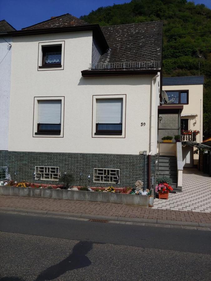 Gaestehaus Rheinburgenblick Kestert Екстериор снимка